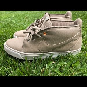 VERY RARE! Nike Toki’s Sz 11.5